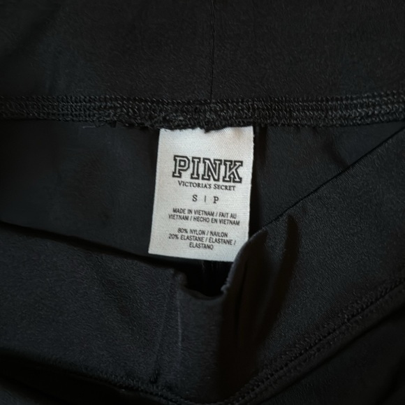 Pink shiny leggings - Picture 3 of 3